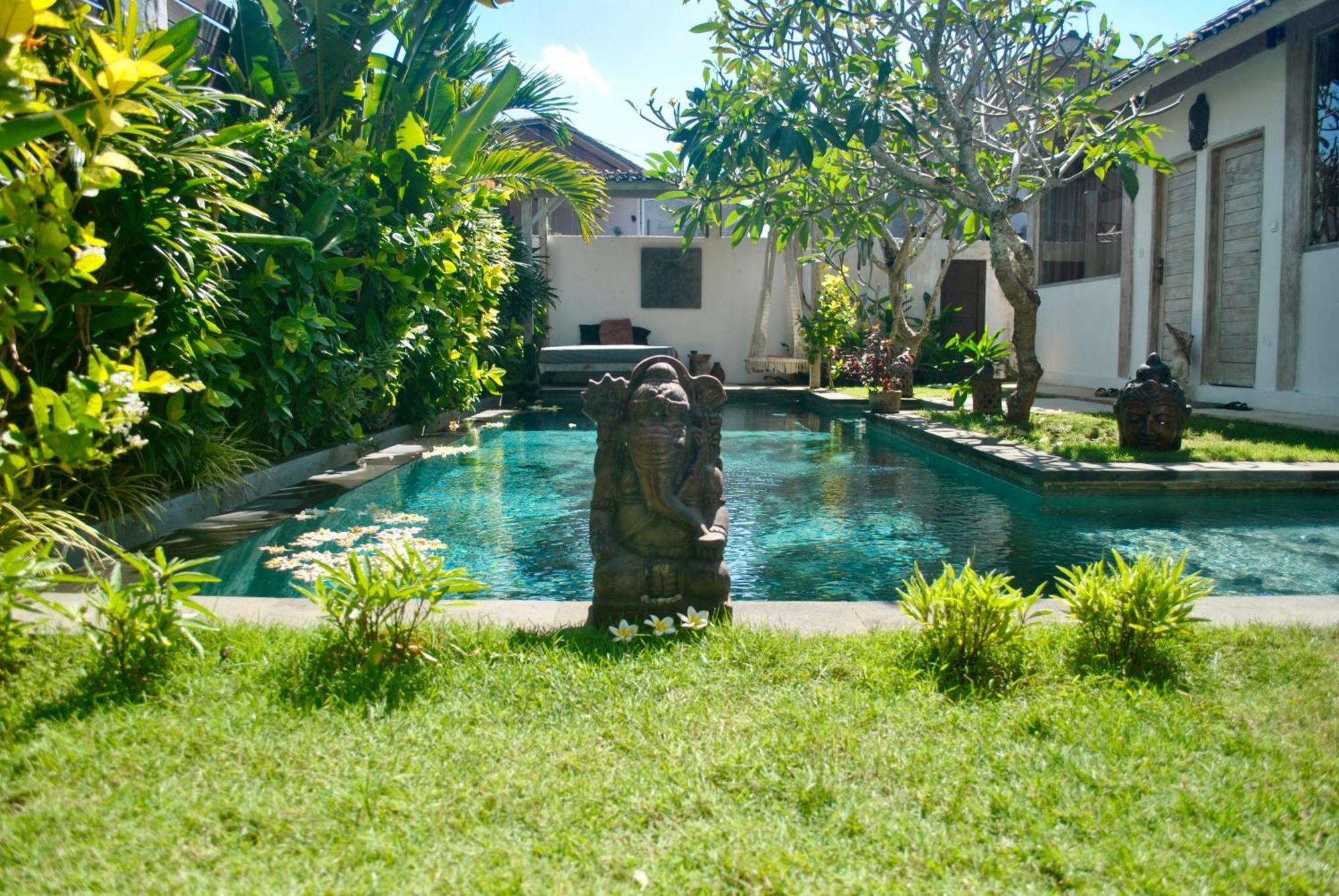 Damai Uluwatu Hotell Exteriör bild